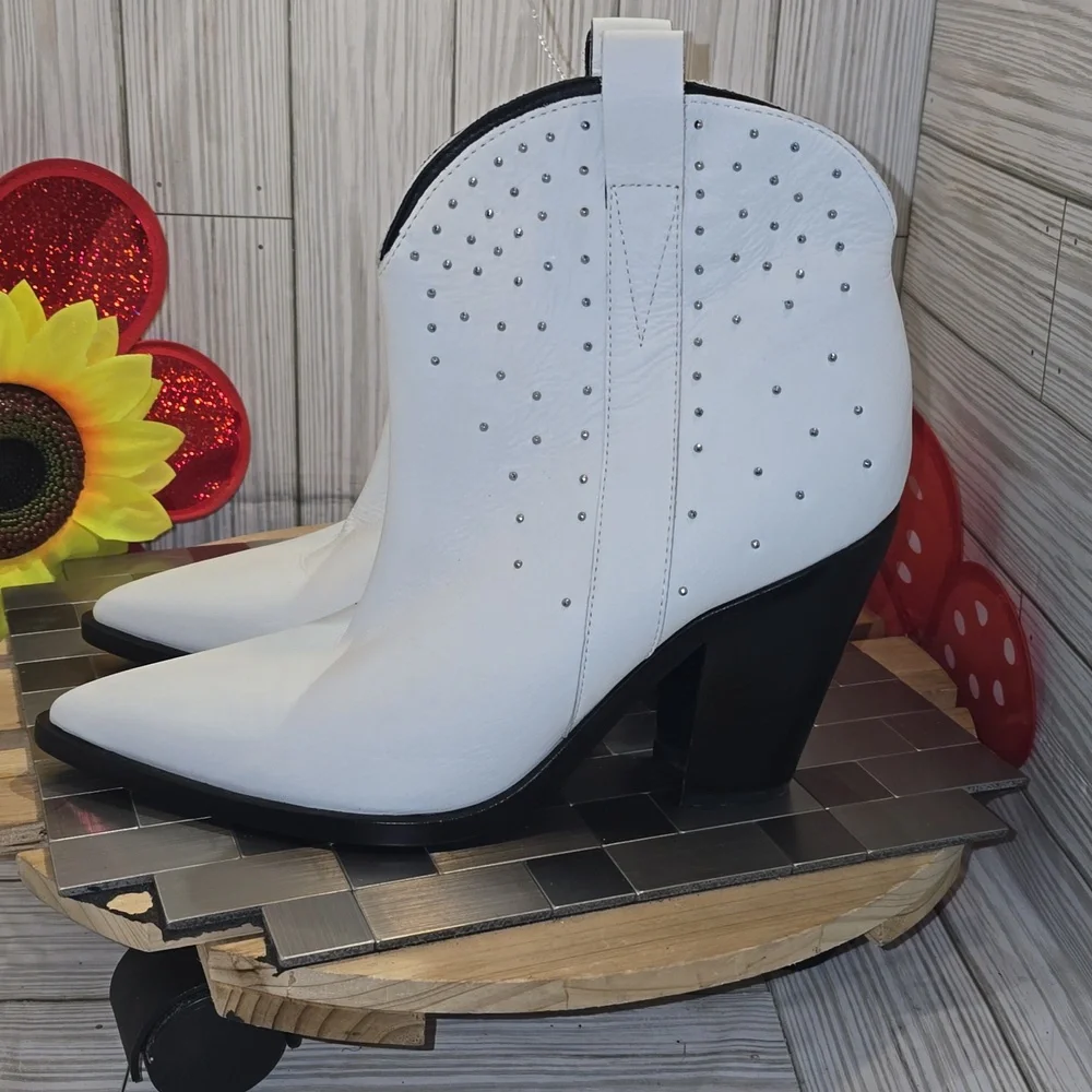 Sigerson Morrison Kalie White Studded Western ‎ Ankle Boots